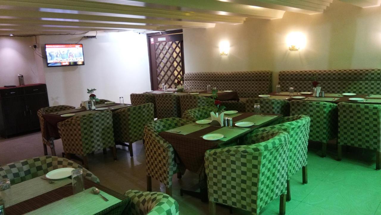 Hotel Vijay Shree Deluxe パトナー エクステリア 写真