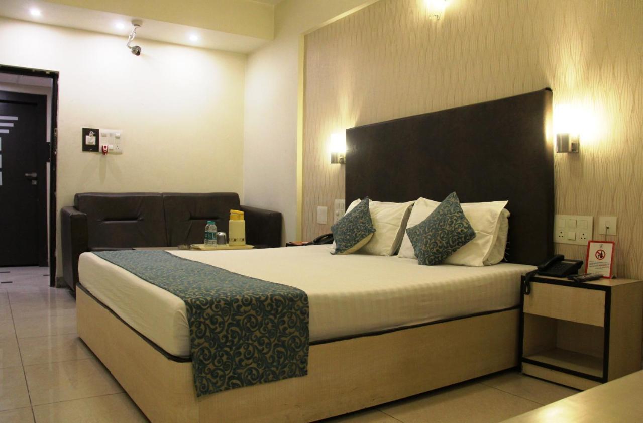 Hotel Vijay Shree Deluxe パトナー エクステリア 写真